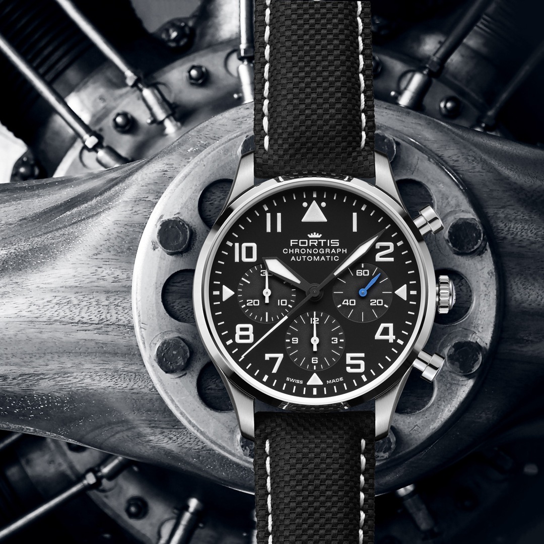 Fortis pilot classic chronograph top