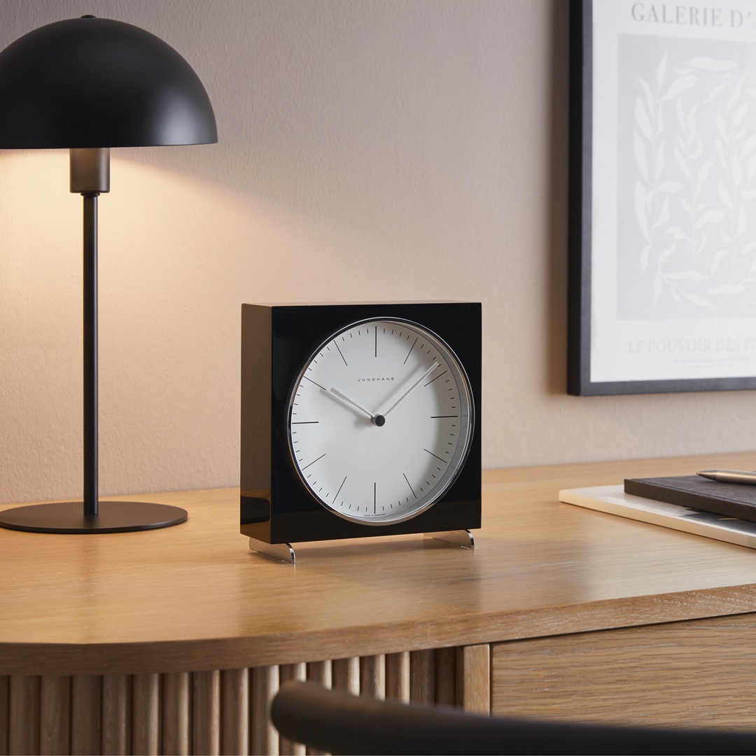 363 2212 00 Junghans Max Bill Horloge De Table Quartz 363 2212 00 Junghans Max Bill Horloge De Table Quartz