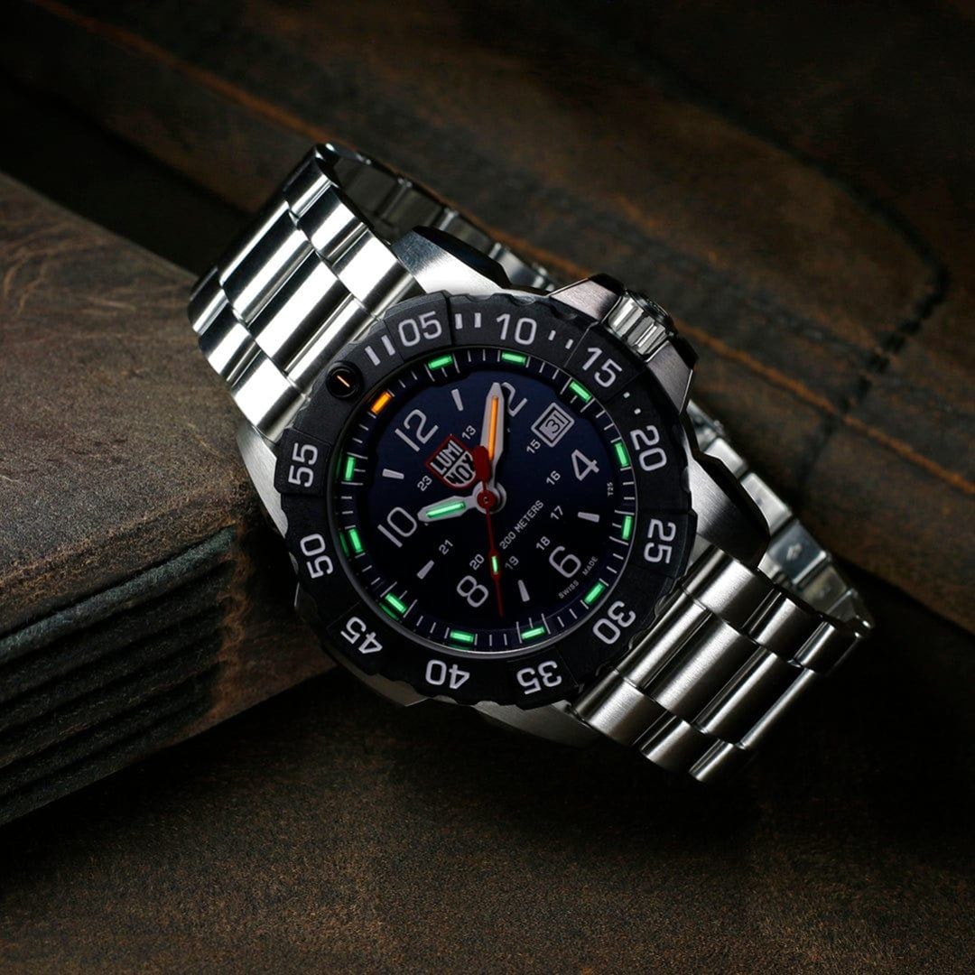 Luminox Navy Seal Steel 3250 Series XS.3254.CB