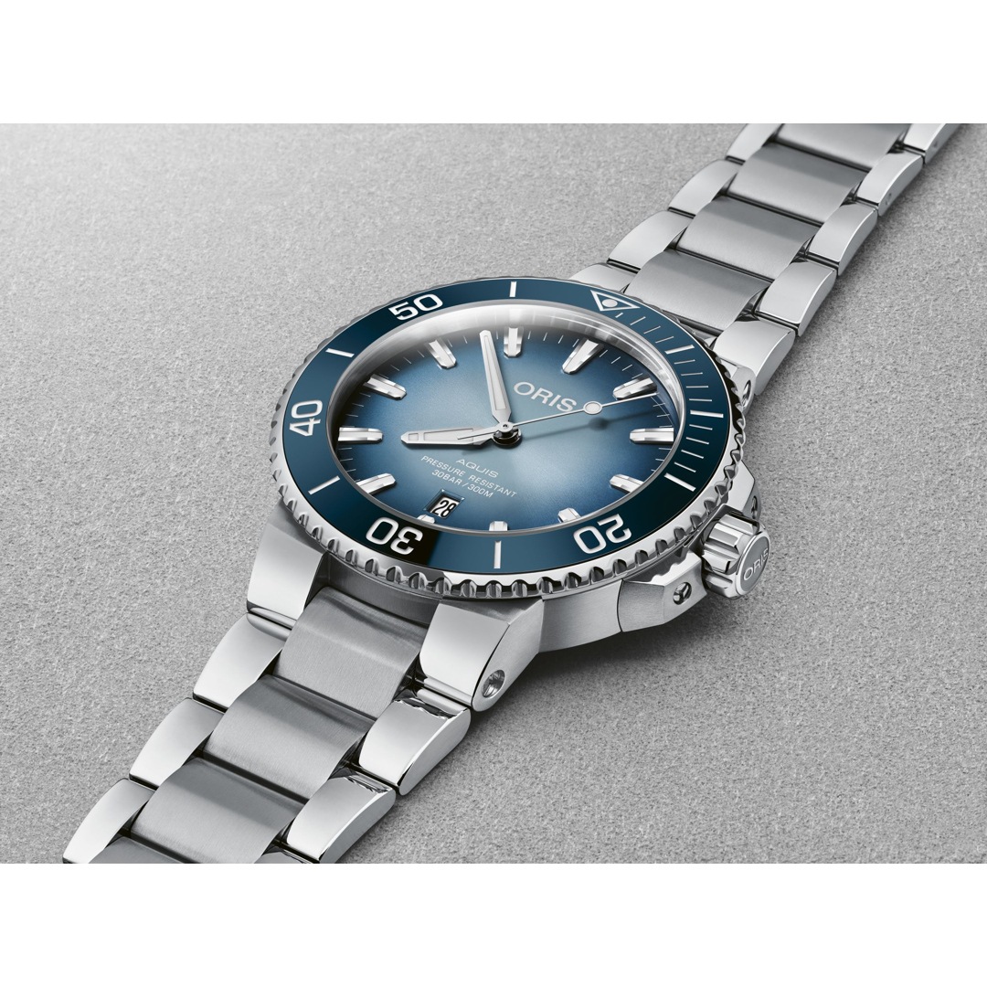 01 733 7730 4175-Set Oris Aquis Date Lake Baikal Limited Edition