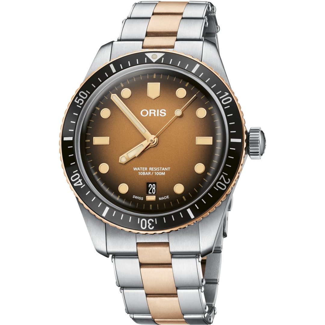 01 733 7707 4356 07 8 20 17 Oris Divers Sixty Five Brown on two tone bracelet