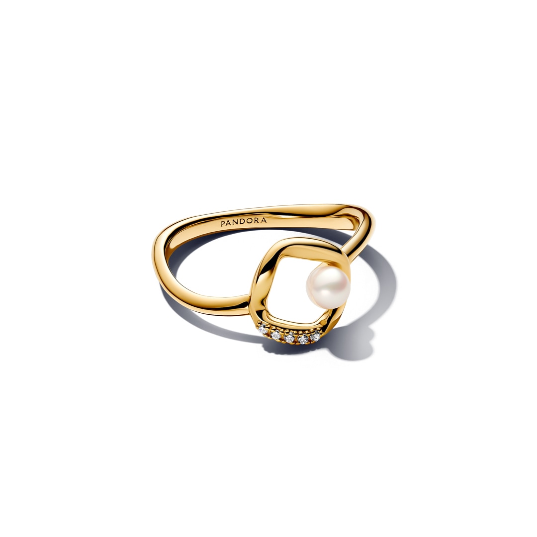 163831C01 | Pandora Gold Essence Organically Shaped Pavé Circle ...