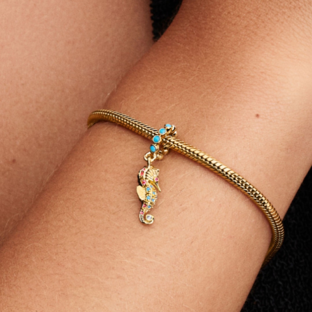 763895C01 | Pandora Gold Moments Seahorse Dangle Charm