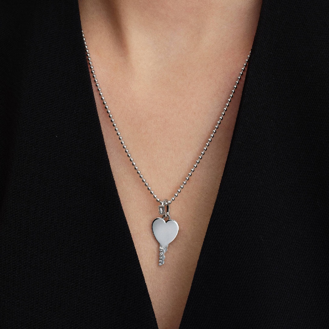 394353C01 | Pandora Moments Heart Key Pendant 925 Silver