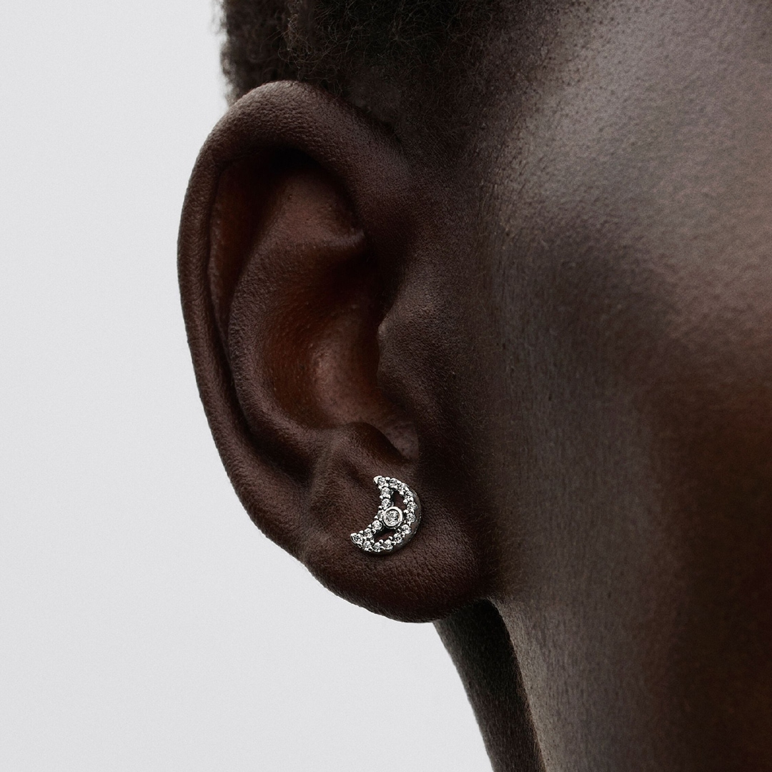 294257C01 | Pandora Timeless Sparkling Moon Stud Earrings 925 Silver