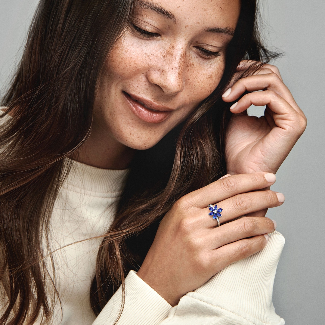 Pandora Timeless Funkelndes Herbarium Cluster Ring 925 Silber