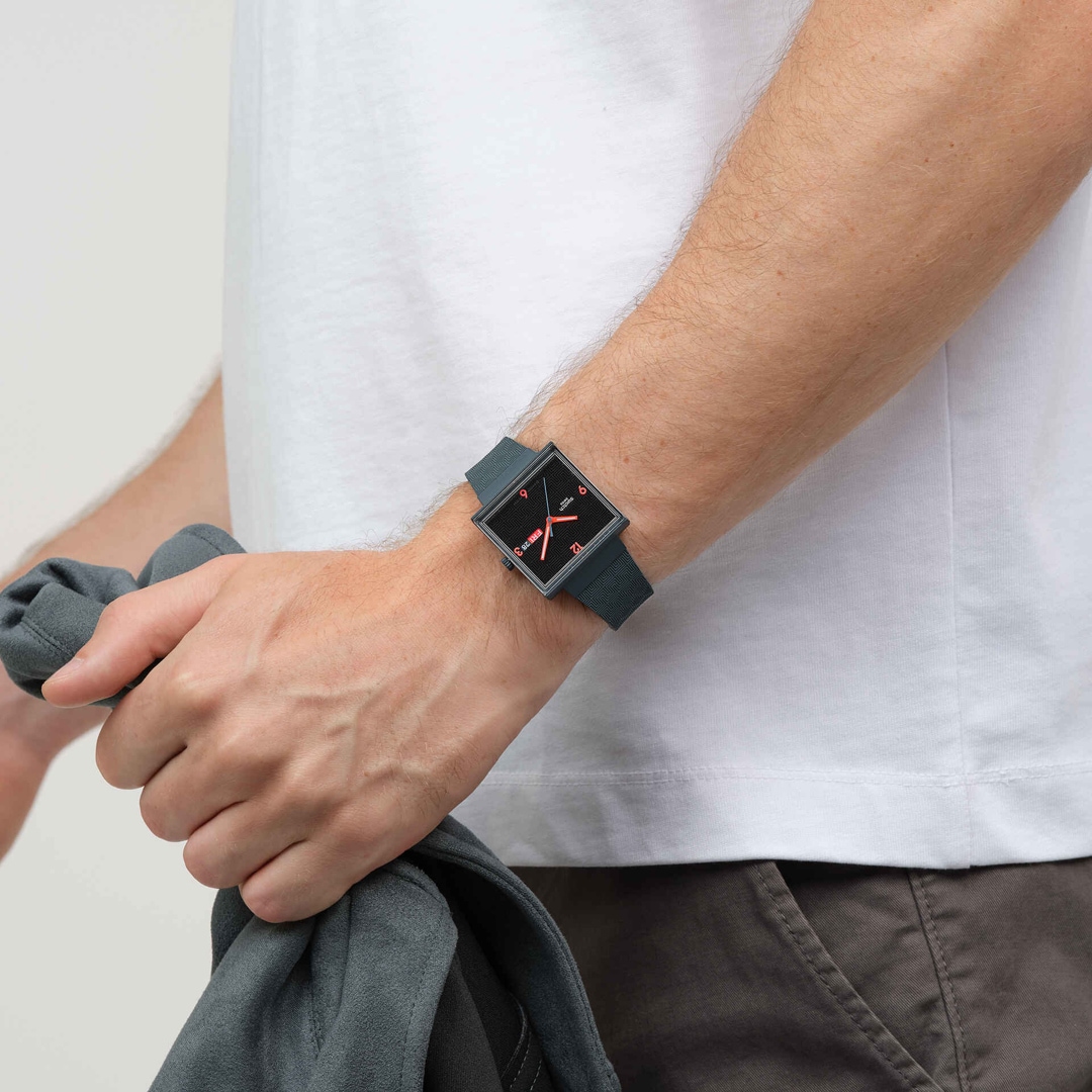 SO34M701 | Swatch Original Bioceramic Squared Off