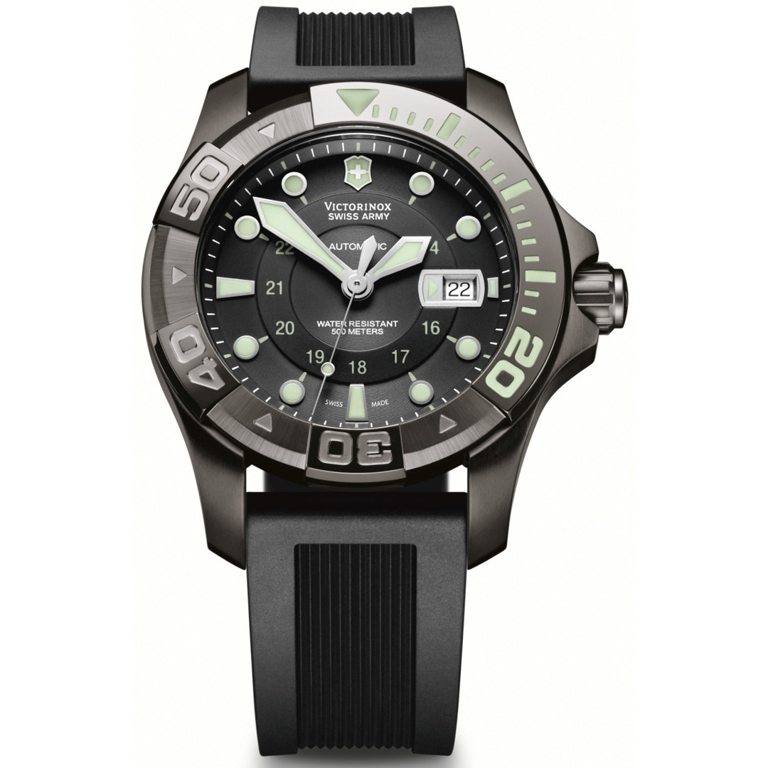Victorinox dive master clearance 500 black ice