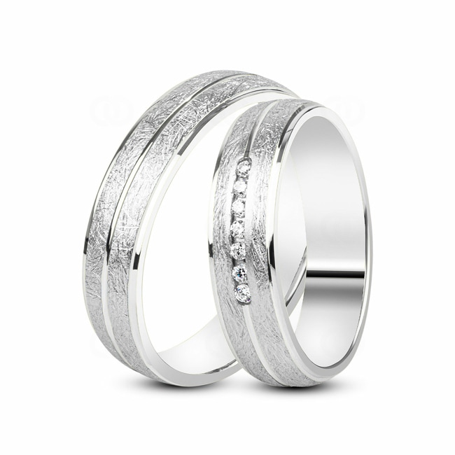 14 carats / 585 or gris