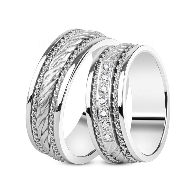 14 carats / 585 or gris