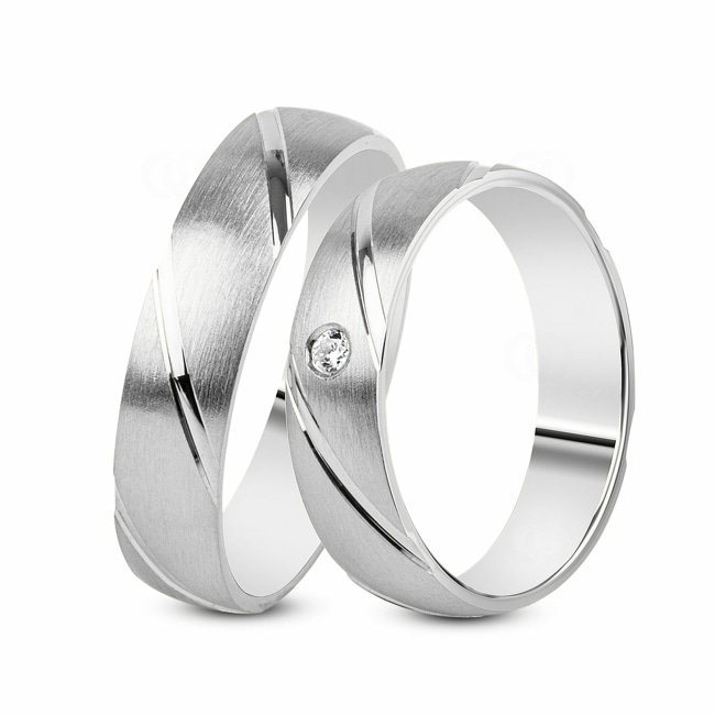 14 carats / 585 or gris