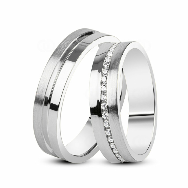 14 carats / 585 or gris