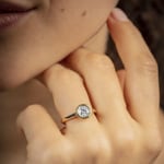 0.70 Karat GIA-Diamant Verlobungsring 750/18 K Gelbgold in Zargenfassung - CGSO003-070-GG