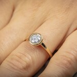 0.70 Karat GIA-Diamant Verlobungsring 750/18 K Gelbgold in Zargenfassung - CGSO003-070-GG