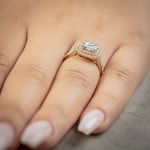 1.00 carats diamants bague halo or jaune 750/18 ct - RI-69234-GG