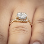 1.01ct Diamond Halo Engagement Ring 750/18 K Yellow Gold - RI-69293-GG