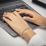 2.04 carats diamants bracelet rivière or gris 750/18 ct - AR-69425-WG