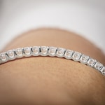3.00 carats diamants bracelet jonc ovale or gris 750/18 ct - AR-71833-WG