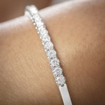 3.00 carats diamants bracelet jonc ovale or gris 750/18 ct - AR-71833-WG