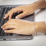 5.00 carats diamants bracelet rivière or jaune 750/18 ct - AR-69167-5-GG