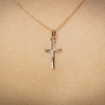 Pendant 750/18 K Yellow Gold 10x17mm, Cross - 20814