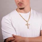 Pendentif or jaune 750/18 ct 69 x 43mm, Croix avec Jésus - AKH0051GG