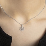 Anhänger 750/18 K Weissgold Schneeflocke mit Brillanten - 1256.08756/0001