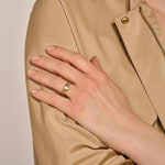 Blush Ring 14k Gelbgold mit Doublette aus Perlmutt mit Bergkristall - 1239YMQ