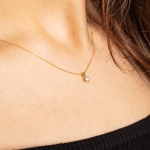 Collier mit Anhänger 750/18 K Gelbgold mit Diamant 0.10 ct H/si - AN-075394-GG