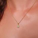Collier avec pendentif or jaune 750/18 ct avec diamant 0.16 ct H/si - KE-15119-GG