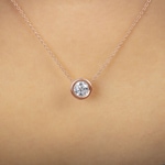 Collier or rosé 750/18 ct avec diamant GIA 0.70 ct H/si serti clos - CGAN003-070-RG
