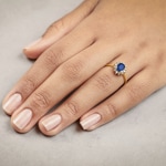 Bague or jaune 750/18 ct avec diamants 0.22 ct H/si et saphir 1.00 ct - RI-097267-SAF-GG