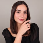 Bague or jaune 750/18 ct avec topaze bleue ovale et zircones - 8A378BTZ