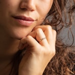 Trilogy Ring 750/18 K Yellow Gold with Diamonds 0.11 ct H/si - RI-38013-GG