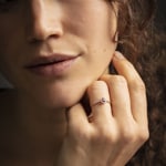 Bague or jaune 750/18 ct avec rubis poire et diamants 0.08 ct H/si - RI-46610-RUB-GG