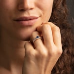 Ring 750/18 K Yellow Gold with oval Sapphire and Diamonds 0.20 ct H/si - RI-52501-SAF-GG