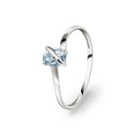 Ring 750/18 K White Gold with oval Aquamarine