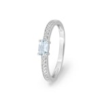 Damenring 750/18 K Weissgold mit Aquamarin oval & Diamanten 0.09 ct.