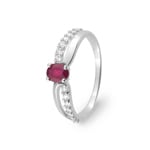 Damenring 750/18 K Weissgold mit Rubin oval und Zirkonia