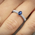 Ring 750/18 K White Gold with oval Sapphire and Diamonds 0.16 ct H/si - RI-52591-SAF-WG