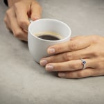 Ring 750/18 K White Gold with oval Sapphire and Diamonds 0.19 ct H/si - RI-52631-SAF-WG