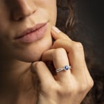 Ring 750/18 K White Gold with oval Sapphire and Diamonds 0.19 ct H/si - RI-52631-SAF-WG