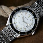 Doxa SUB 200 Searambler Sapphire - 799.10.021.10