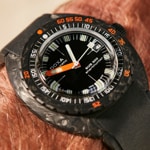 Doxa SUB 300 Carbon Sharkhunter - 822.70.101.20