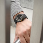 Doxa SUB 300ß Beta Sharkhunter Date - 830.20.101.20