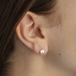 Clou d'oreille simple or jaune 750/18 ct avec zircone - 1162.03028/0001