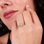 Emerald Halo Diamond Ring 750/18 K Yellow Gold 0.71 ct G/si - RI-6436-03-GG