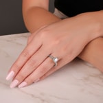 Emerald Halo Diamond Ring 750/18 K White Gold 0.92 ct G/si - RI-6435-02-WG