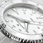 Hamilton Khaki Navy Scuba Silbrig / Weiss - H82221110