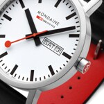 Mondaine Classic Day Date 40mm - A667.30360.11SBBV